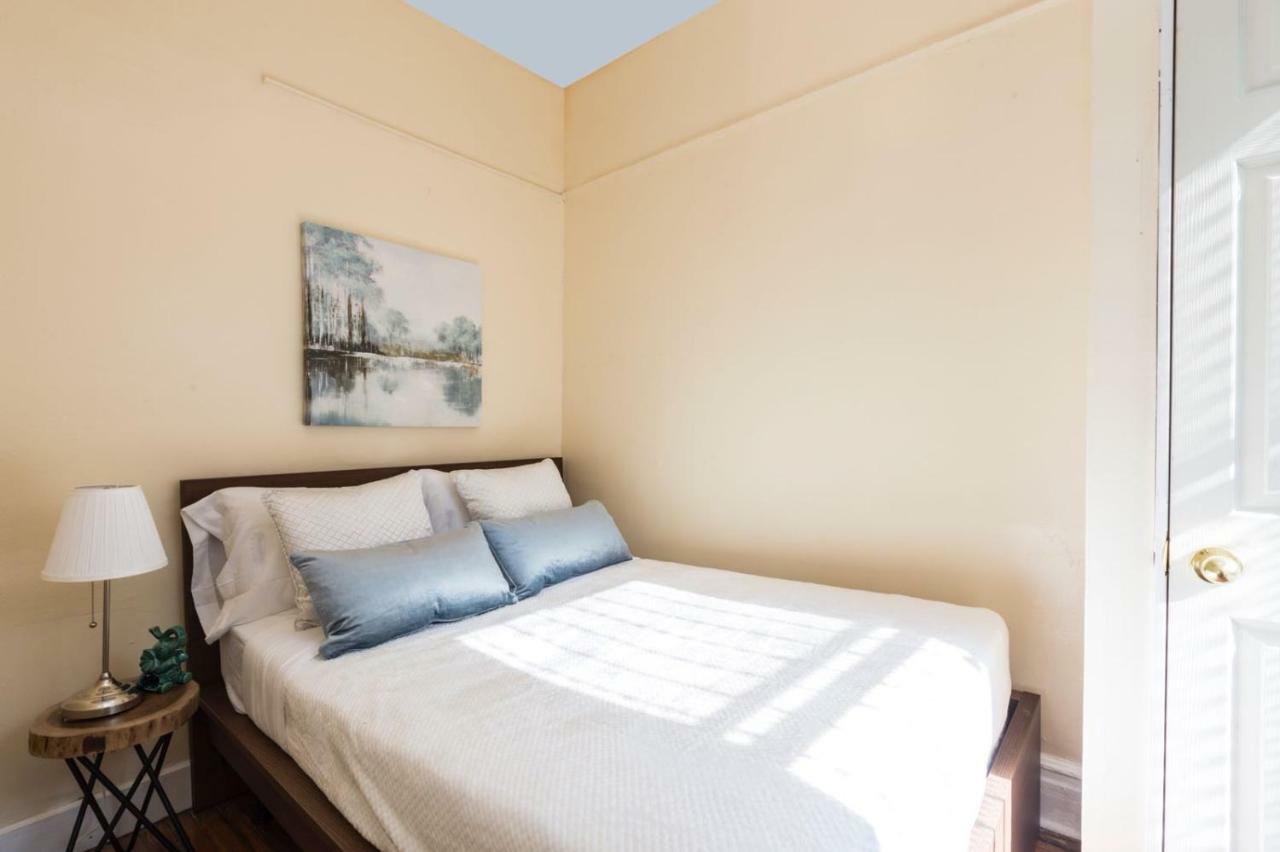 Lavish 3 Bedroom Apt In Williamsburg!! New York Eksteriør billede